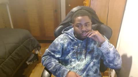 Snapshot of breadw1nnah chatting on 01.14.25 Breadw1nnah online show from 01.14.25