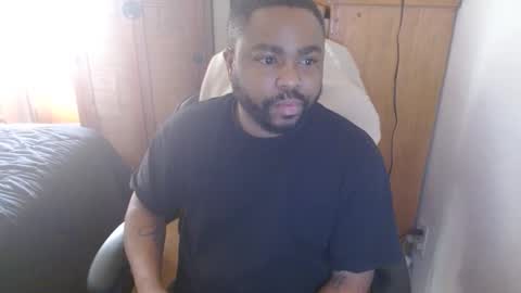 Snapshot of breadw1nnah chatting on 02.23.25 Breadw1nnah online show from 02.23.25