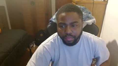 Snapshot of breadw1nnah chatting on 03.10.25 Breadw1nnah online show from 03.10.25