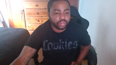 Snapshot of breadw1nnah chatting on 10.09.25 Breadw1nnah online show from 10.09.25