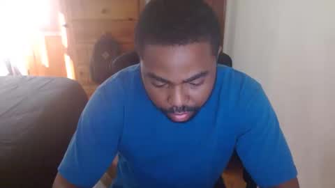 Snapshot of breadw1nnah chatting on 10.11.25 Breadw1nnah online show from 10.11.25