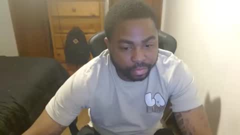 Snapshot of breadw1nnah chatting on 10.13.25 Breadw1nnah online show from 10.13.25