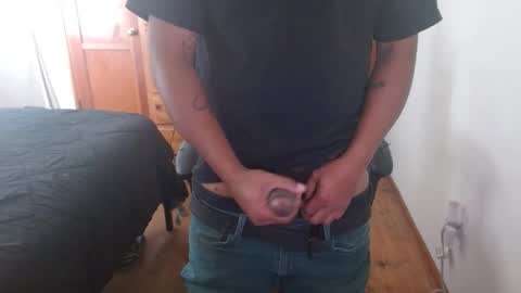 Snapshot of breadw1nnah chatting on 10.18.25 Breadw1nnah online show from 10.18.25