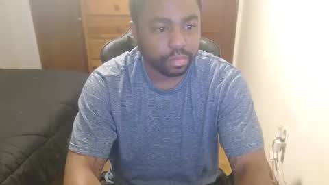 Snapshot of breadw1nnah chatting on 10.27.25 Breadw1nnah online show from 10.27.25