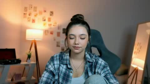 Rachel online show from 04.21.26