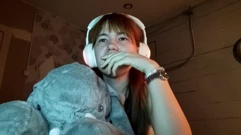 Snapshot of breannedevier chatting on 02.24.26 Dina online show from 02.24.26