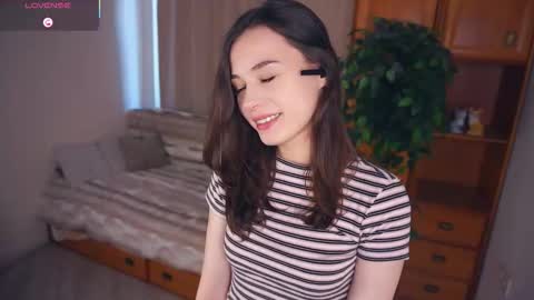 Mia Bunyard online show from 09.15.25