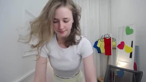 Snapshot of bree_sky chatting on 06.26.26 Bree online show from 06.26.26