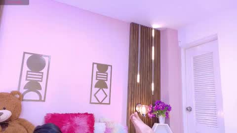 Snapshot of bree_watson chatting on 03.04.26 Bree online show from 03.04.26