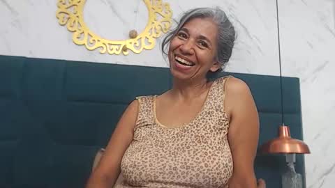 BRENDA VELASQUEZ online show from 11.24.25