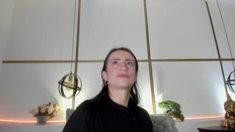 MeganBeaked online show from 11.19.25