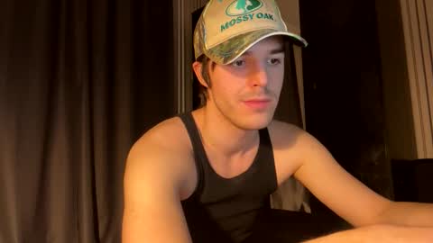 Snapshot of brendon000hardt chatting on 02.01.26 brendon000hardt online show from 02.01.26