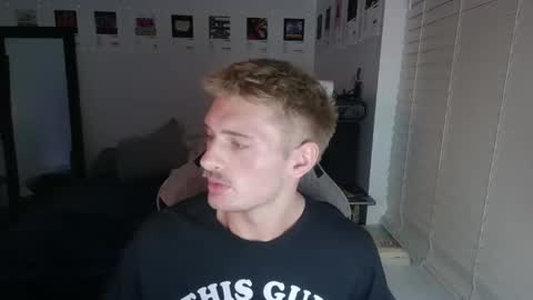 Snapshot of brentbarbasol chatting on 11.13.25 BrentBarbasol online show from 11.13.25