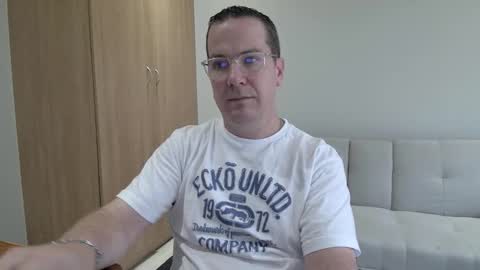 Snapshot of brettdj chatting on 01.07.26 Brett online show from 01.07.26