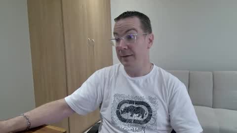 Snapshot of brettdj chatting on 03.14.26 Brett online show from 03.14.26