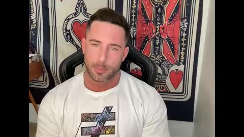 Snapshot of brettmycles chatting on 01.12.26 Brett Mycles online show from 01.12.26