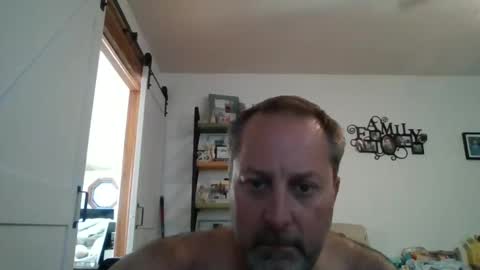 Snapshot of brettsky chatting on 10.16.25 hey online show from 10.16.25