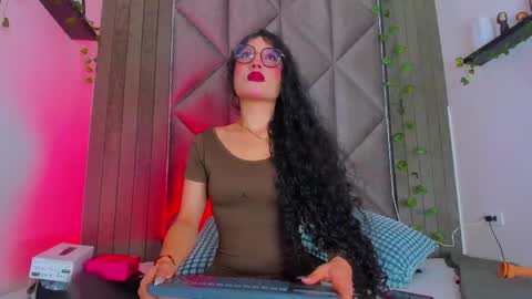 Snapshot of briaconner_ chatting on 06.06.26 B R I A online show from 06.06.26