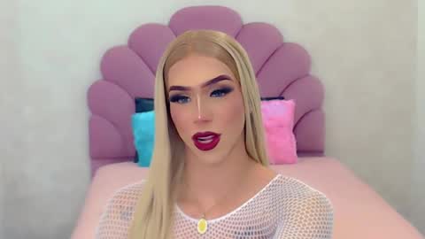 BRIANA online show from 02.06.25