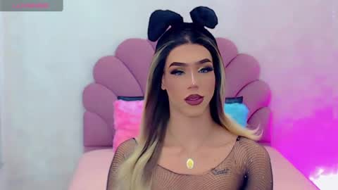 BRIANA online show from 02.11.25