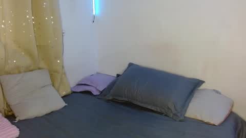 briana_stark online show from 10.25.25