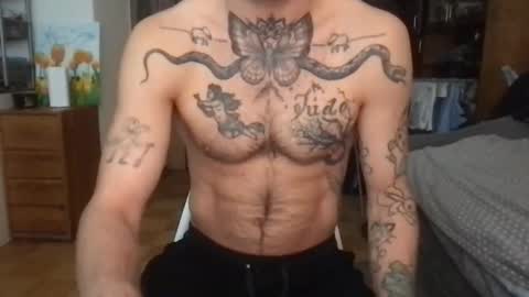 Snapshot of brianmuscle chatting on 02.13.26 Brian online show from 02.13.26