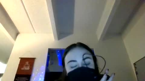 Brianna Bills online show from 03.09.25