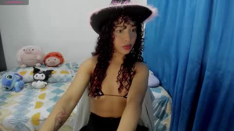 Snapshot of briar_05 chatting on 10.13.25 Briar online show from 10.13.25