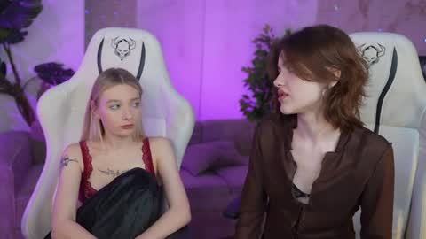 Snapshot of bright_diamonds_054 chatting on 03.05.25 Diamonds Girls online show from 03.05.25