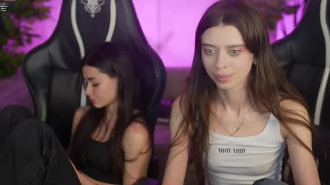 Diamonds Girls online show from 04.10.26