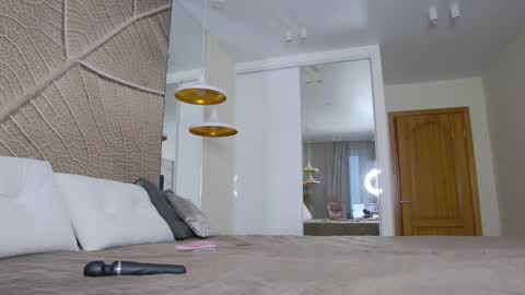 Amina Adelina online show from 01.21.25