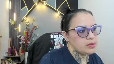 Snapshot of brigittemiller chatting on 05.06.26 BRIGITTE online show from 05.06.26