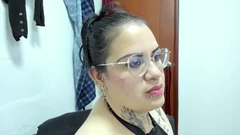Snapshot of brigittemiller chatting on 07.19.26 BRIGITTE online show from 07.19.26