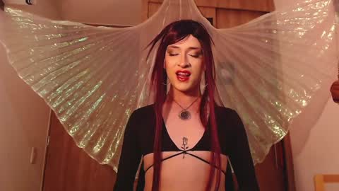 Brilla Mettal online show from 01.10.25