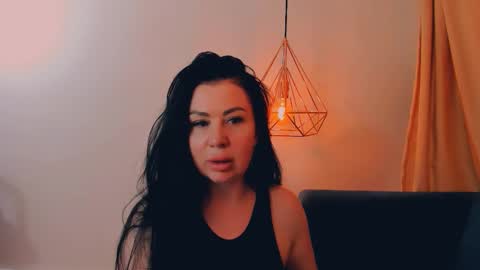 brilliantegirl_ online show from 03.10.26