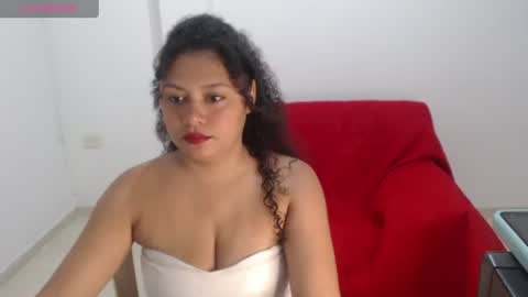 Snapshot of brisaluna chatting on 07.27.26 brisaluna online show from 07.27.26