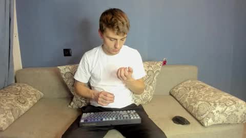 bristlebback online show from 09.09.25