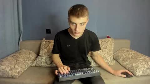 bristlebback online show from 09.23.25