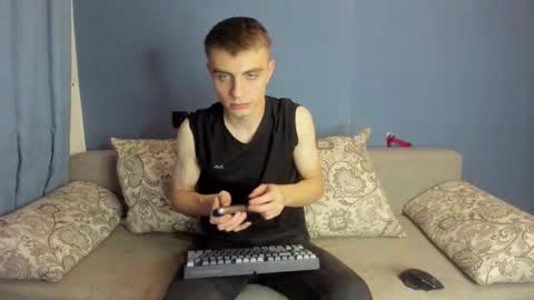 bristlebback online show from 09.24.25