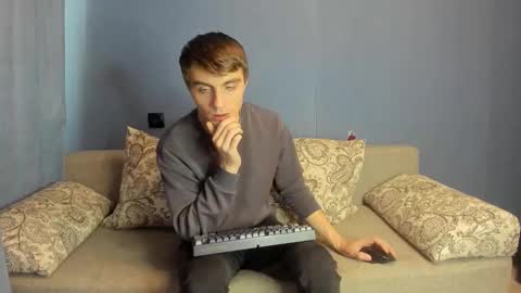 bristlebback online show from 12.01.25