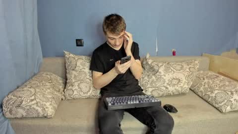 bristlebback online show from 04.05.26