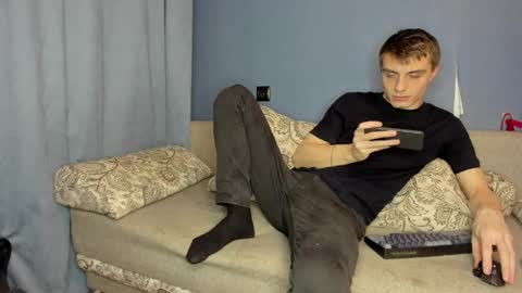 bristlebback online show from 04.19.26