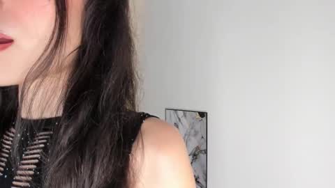 Snapshot of britany__lenox chatting on 09.19.25 britany lenox online show from 09.19.25