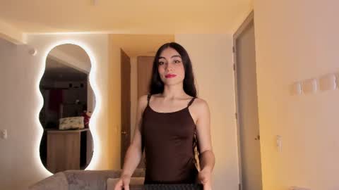 Snapshot of britany__lenox chatting on 06.22.26 britany lenox online show from 06.22.26