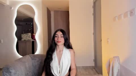 Snapshot of britany__lenox chatting on 06.30.26 britany lenox online show from 06.30.26