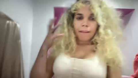 brithneysquirt online show from 11.17.25