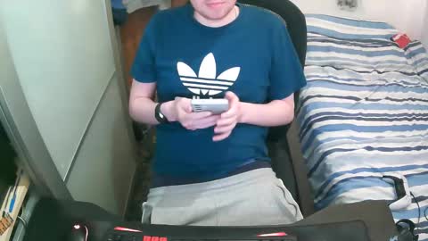 British Tom online show from 11.17.25