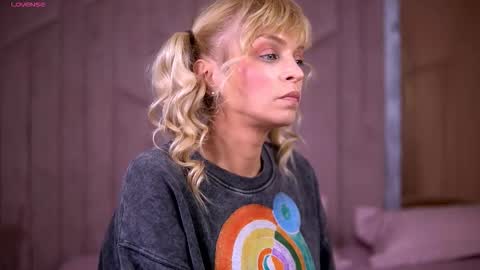 britneyhudson online show from 12.21.25