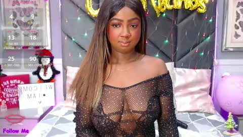 brittany 25 years old  happy as a worm  online show from 12.23.24