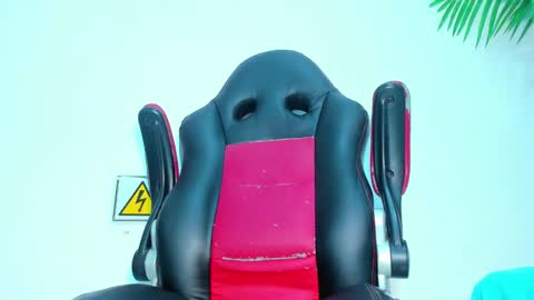 BRIYIT     online show from 02.06.25